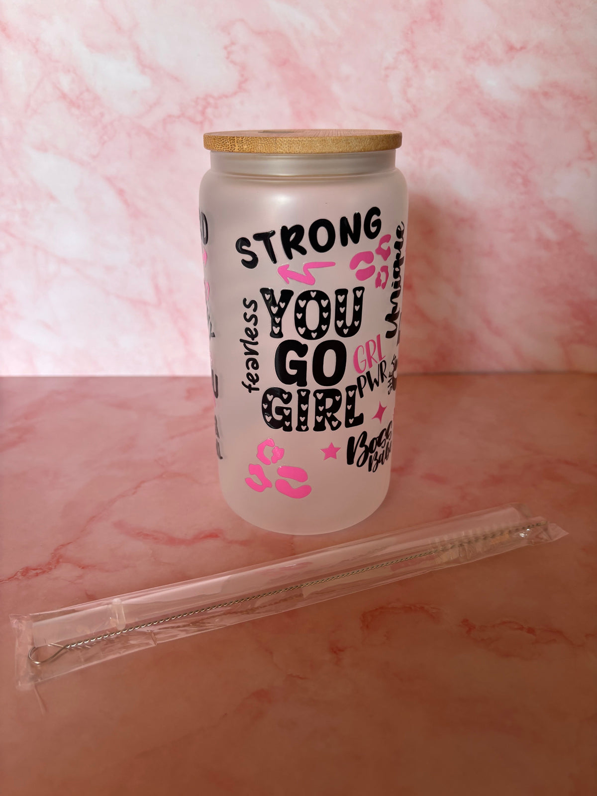 Glazen “Girl Boss” drinkbeker